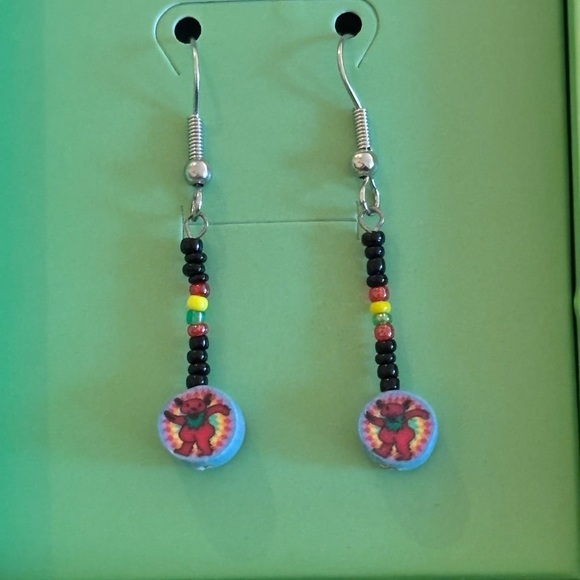Grateful Dead Bear Colorful Beaded Earrings - Picture 1 of 4